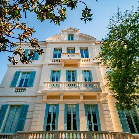 Hostel Banana'S Camp Cannes Exteriér fotografie