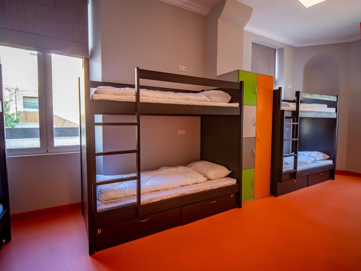 Hostel Banana'S Camp Cannes Exteriér fotografie